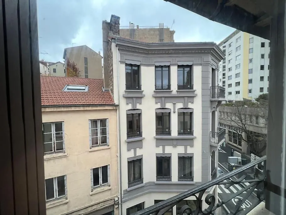 Apartment Charming T2 In The Heart Of The City Saint-Etienne  France